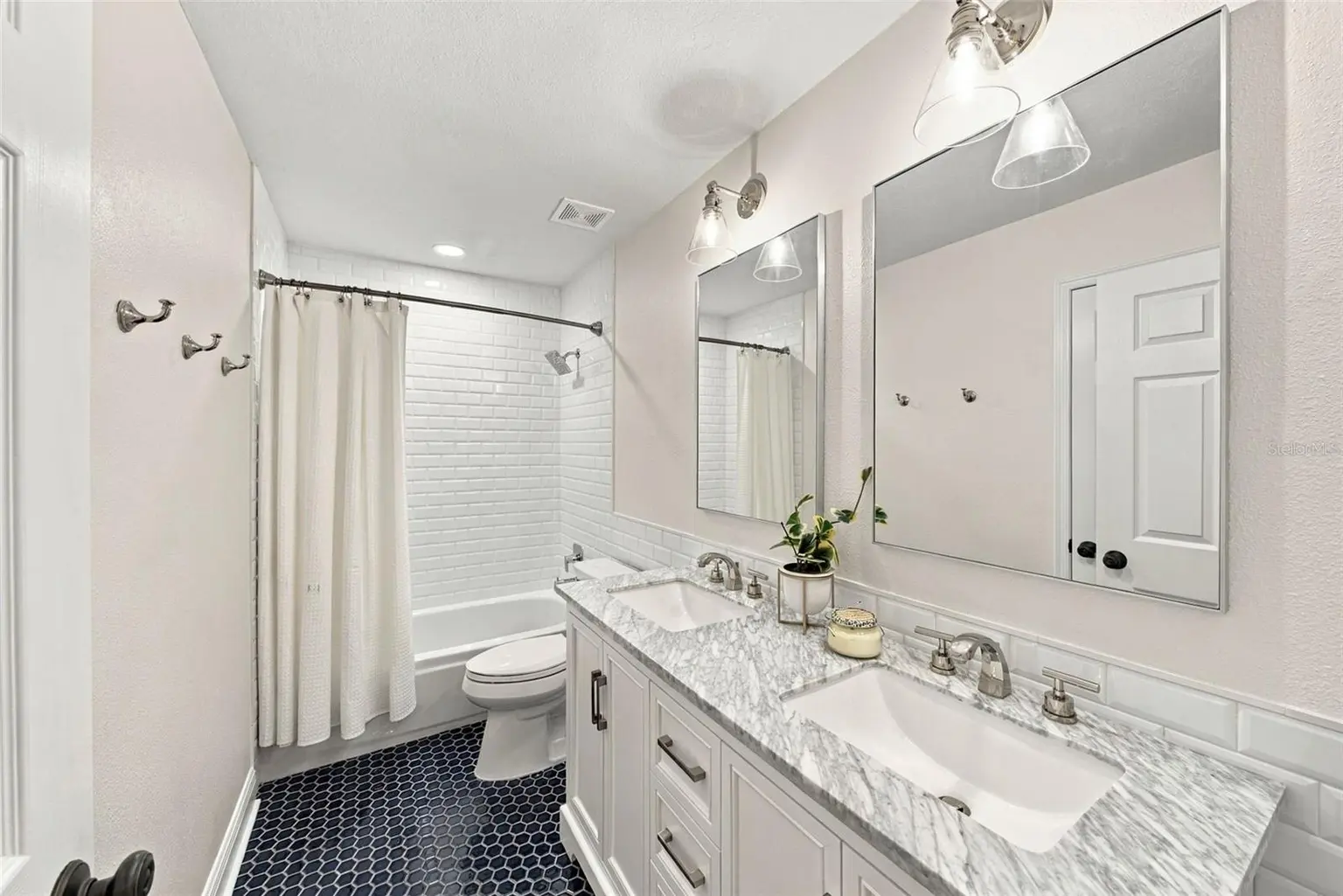 3308 W VILLA ROSA STREET, TAMPA, FL, photo 29 of 43