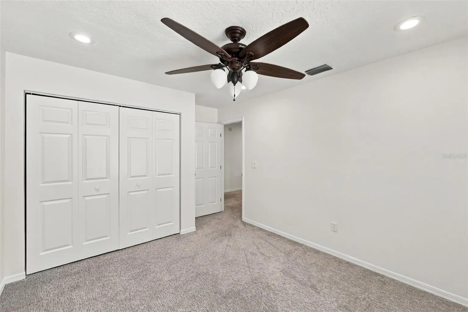 3308 W VILLA ROSA STREET, TAMPA, FL, photo 31 of 43