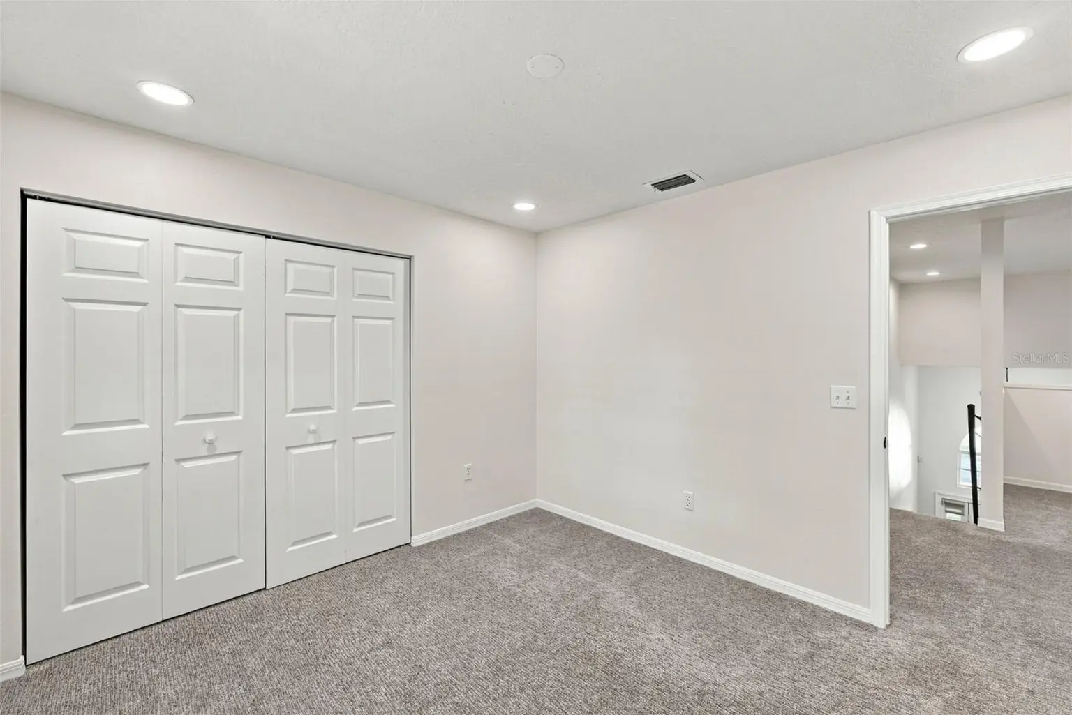 3308 W VILLA ROSA STREET, TAMPA, FL, photo 33 of 43