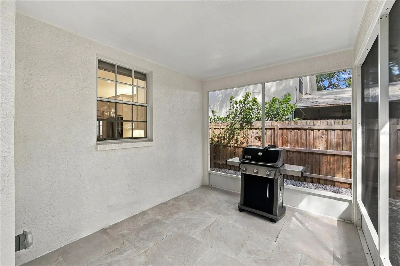 3308 W VILLA ROSA STREET, TAMPA, FL, photo 37 of 43
