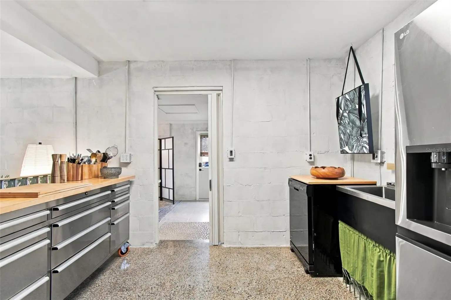 9010 1ST STREET N, ST PETERSBURG, FL, photo 17 of 60