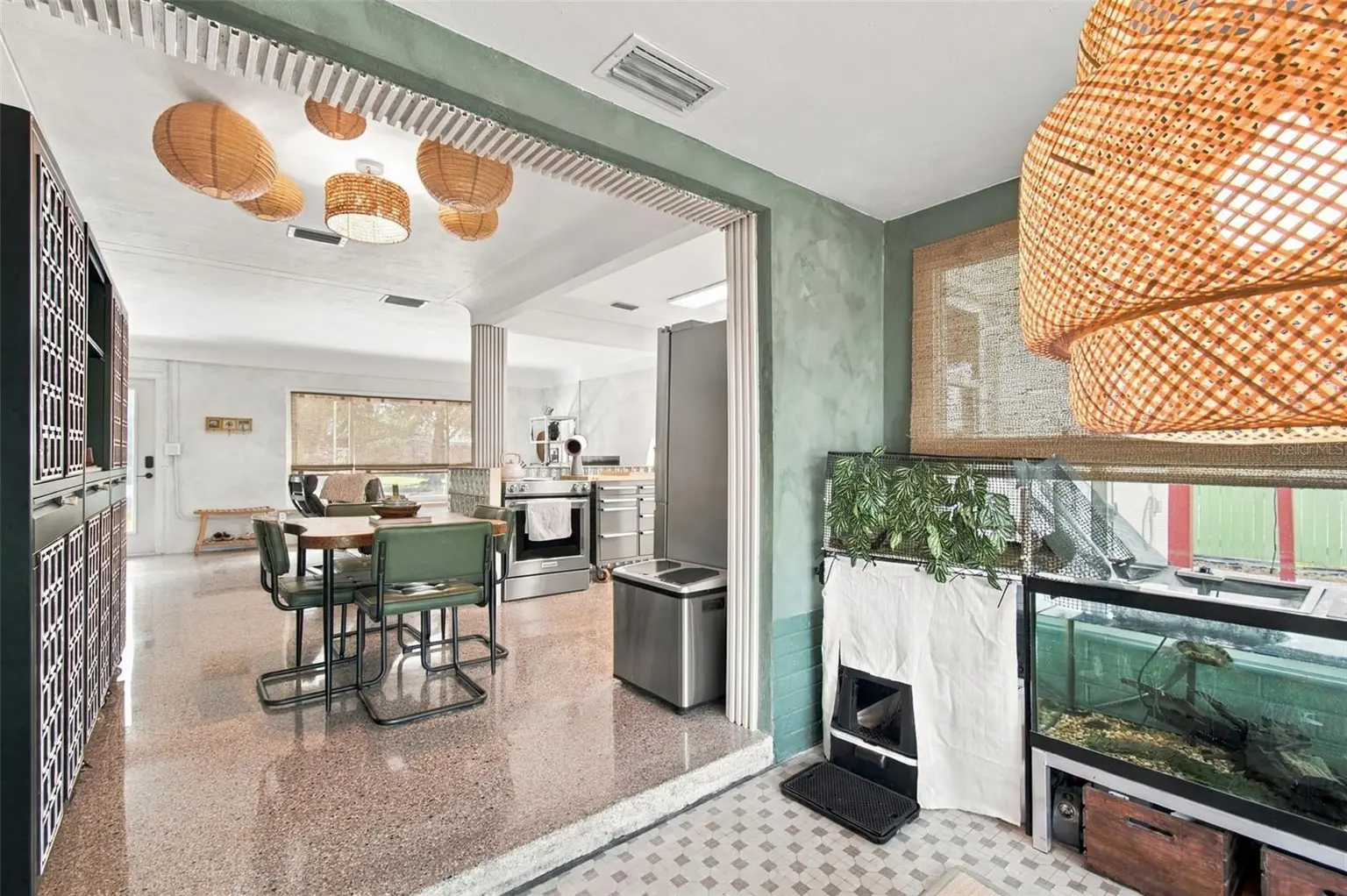 9010 1ST STREET N, ST PETERSBURG, FL, photo 23 of 60