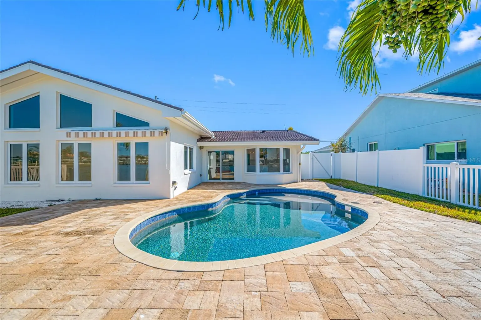 600 115TH AVENUE, TREASURE ISLAND, FL, photo 3 of 39
