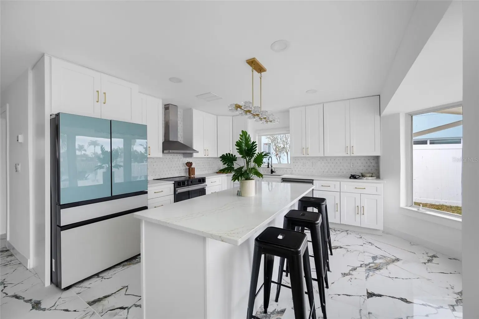 600 115TH AVENUE, TREASURE ISLAND, FL, photo 9 of 39