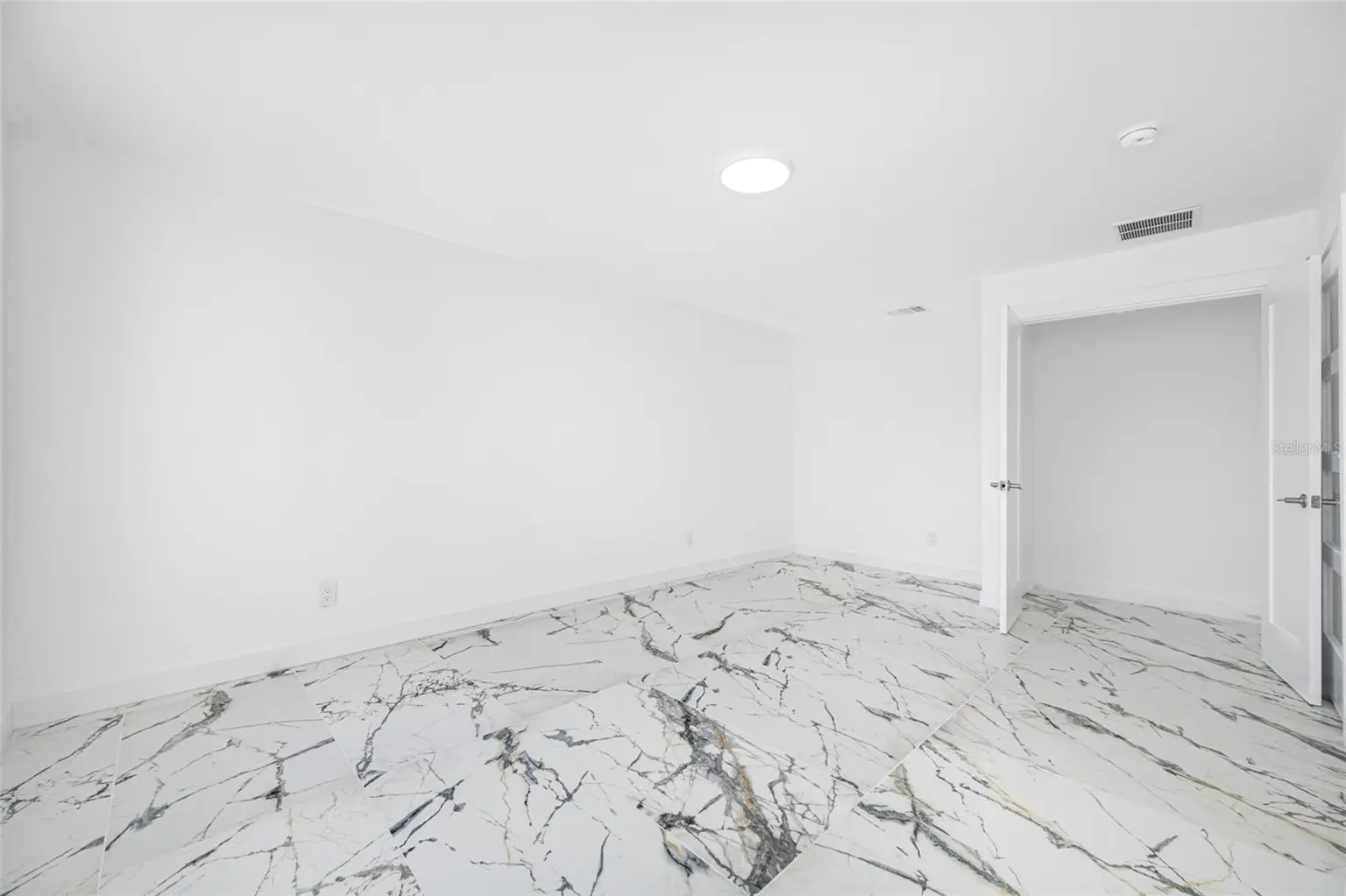 600 115TH AVENUE, TREASURE ISLAND, FL, photo 26 of 39