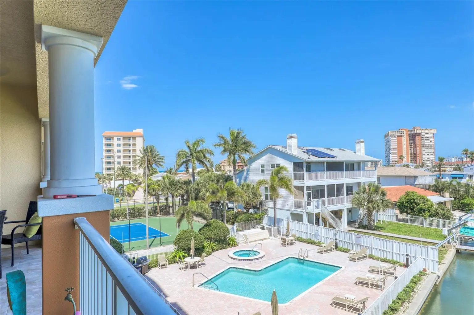 17715 GULF BOULEVARD #303, REDINGTON SHORES, FL, photo 1 of 38