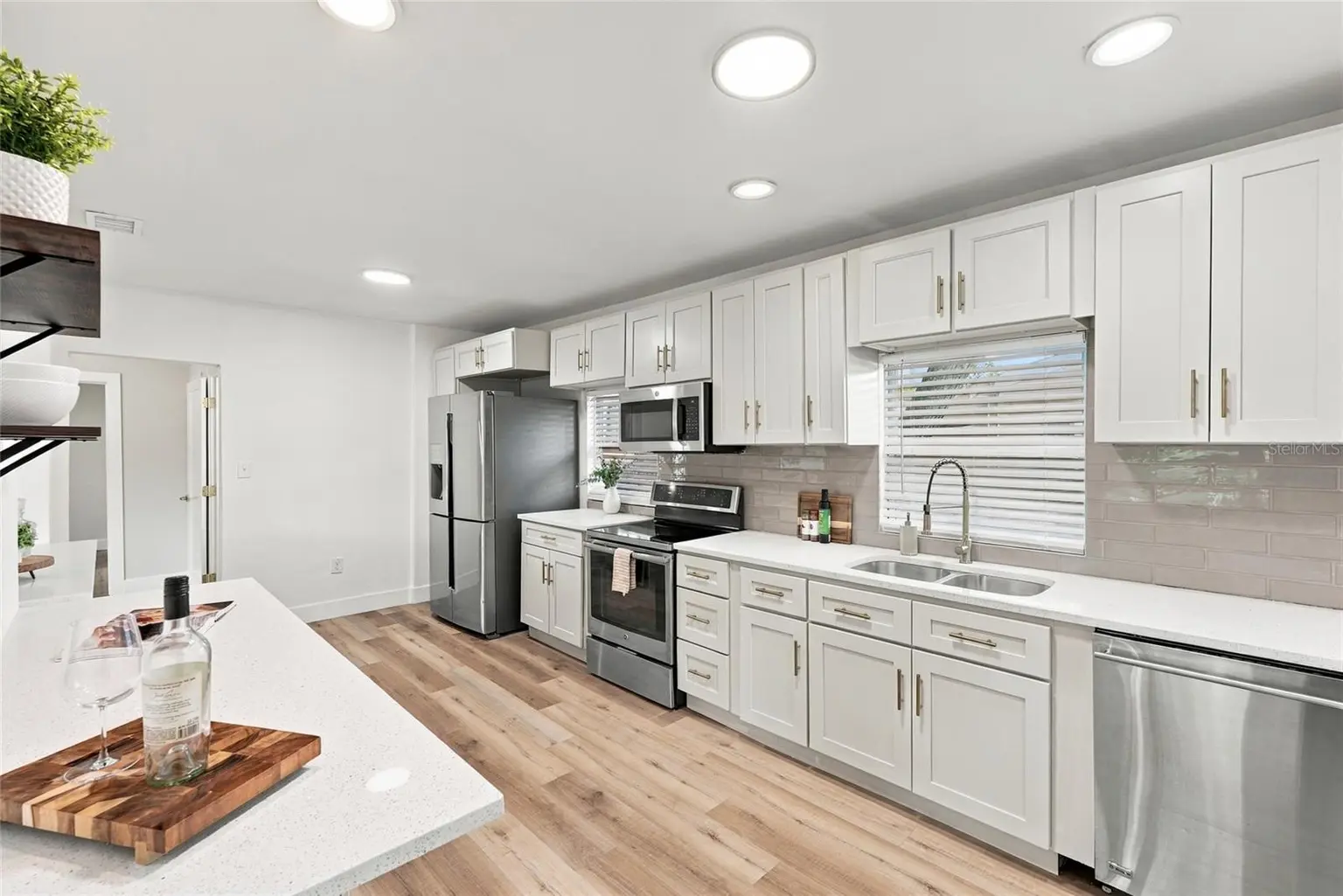 8474 TOBAY ROAD N, ST PETERSBURG, FL, photo 13 of 44