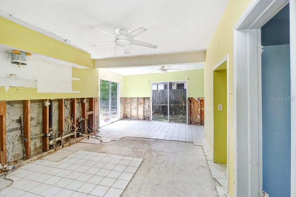 388 12TH AVENUE, INDIAN ROCKS BEACH, FL, photo 24 of 33