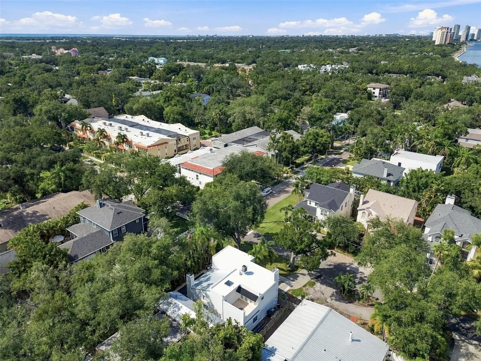 2718 W PRICE AVENUE, TAMPA, FL, photo 44 of 45