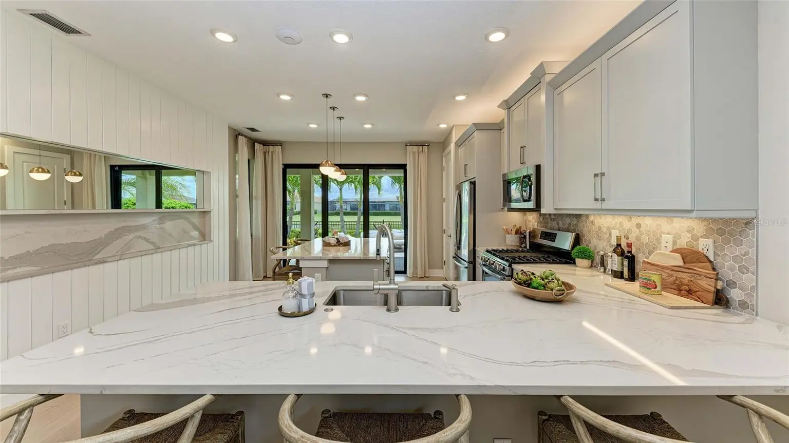18402 ROCKPORT PLACE, LAKEWOOD RANCH, FL, photo 6 of 23