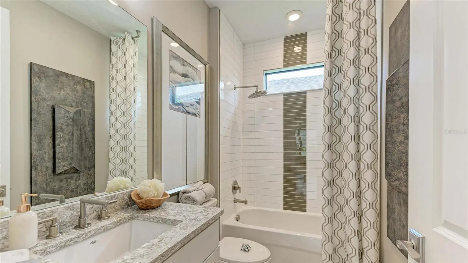18402 ROCKPORT PLACE, LAKEWOOD RANCH, FL, photo 20 of 23
