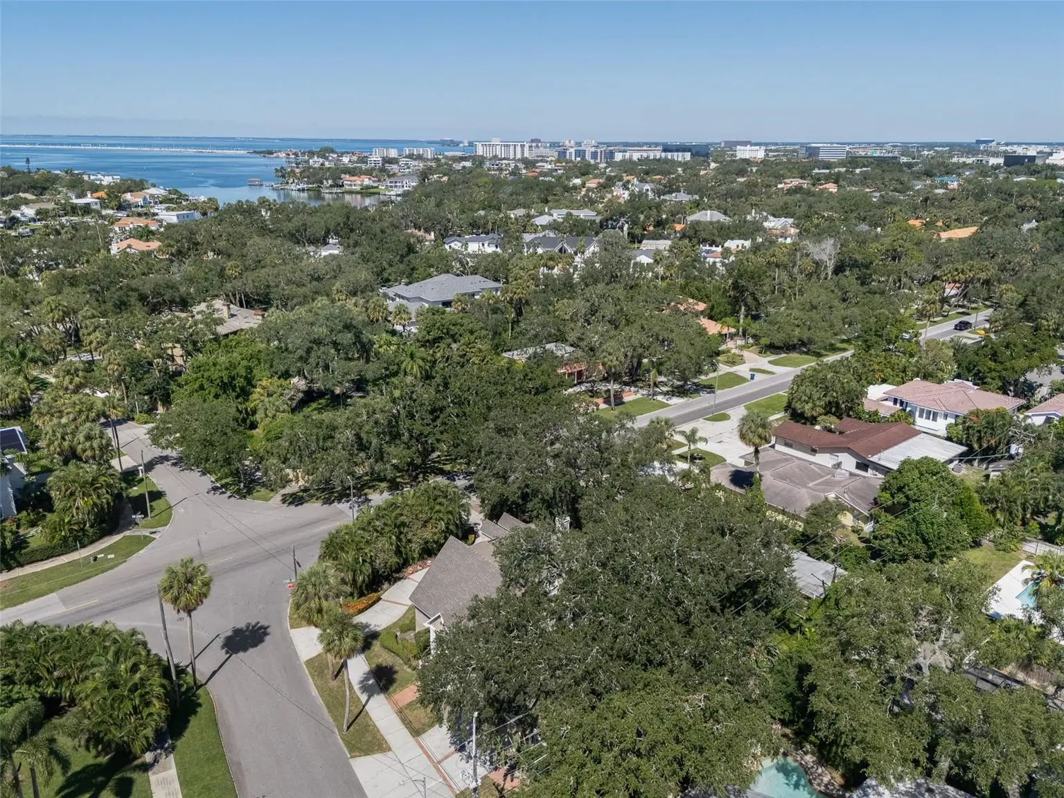 4535 W BEACHWAY DRIVE, TAMPA, FL, photo 29 of 30