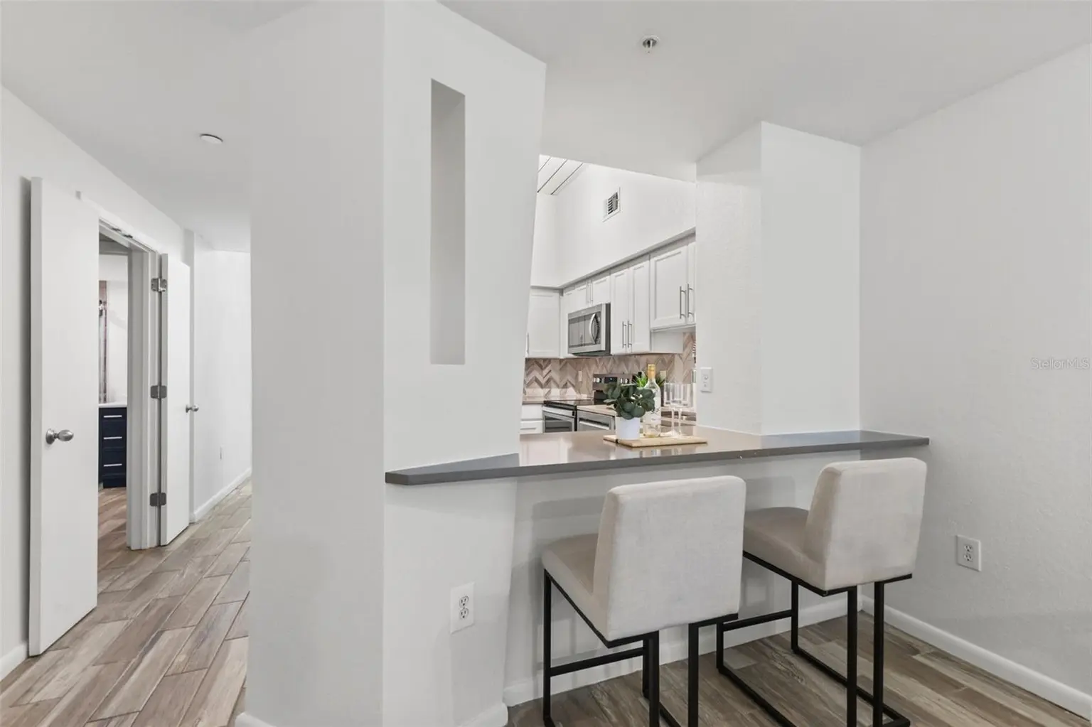 2411 W HORATIO STREET #519, TAMPA, FL, photo 16 of 35