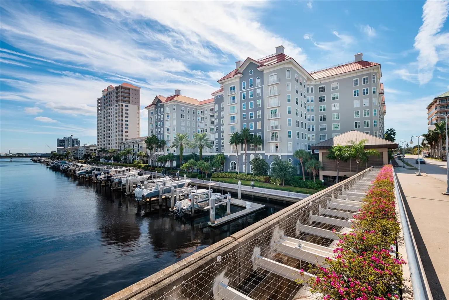 700 S HARBOUR ISLAND BOULEVARD #825, TAMPA, FL, photo 1 of 34