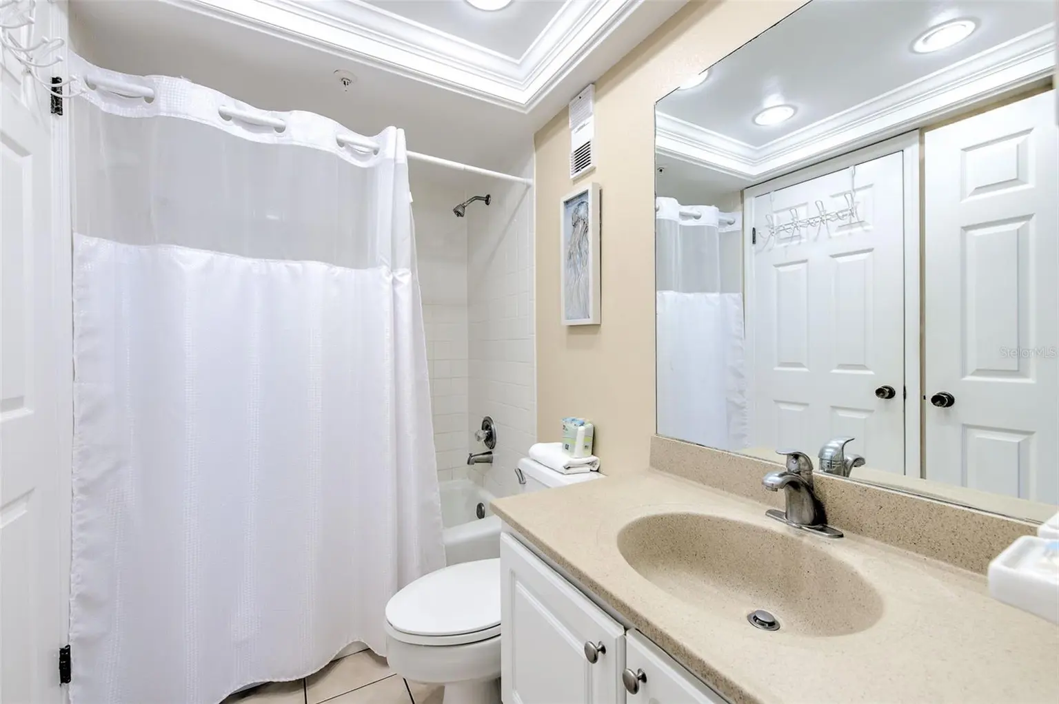 17200 GULF BOULEVARD #408, NORTH REDINGTON BEACH, FL, photo 27 of 34