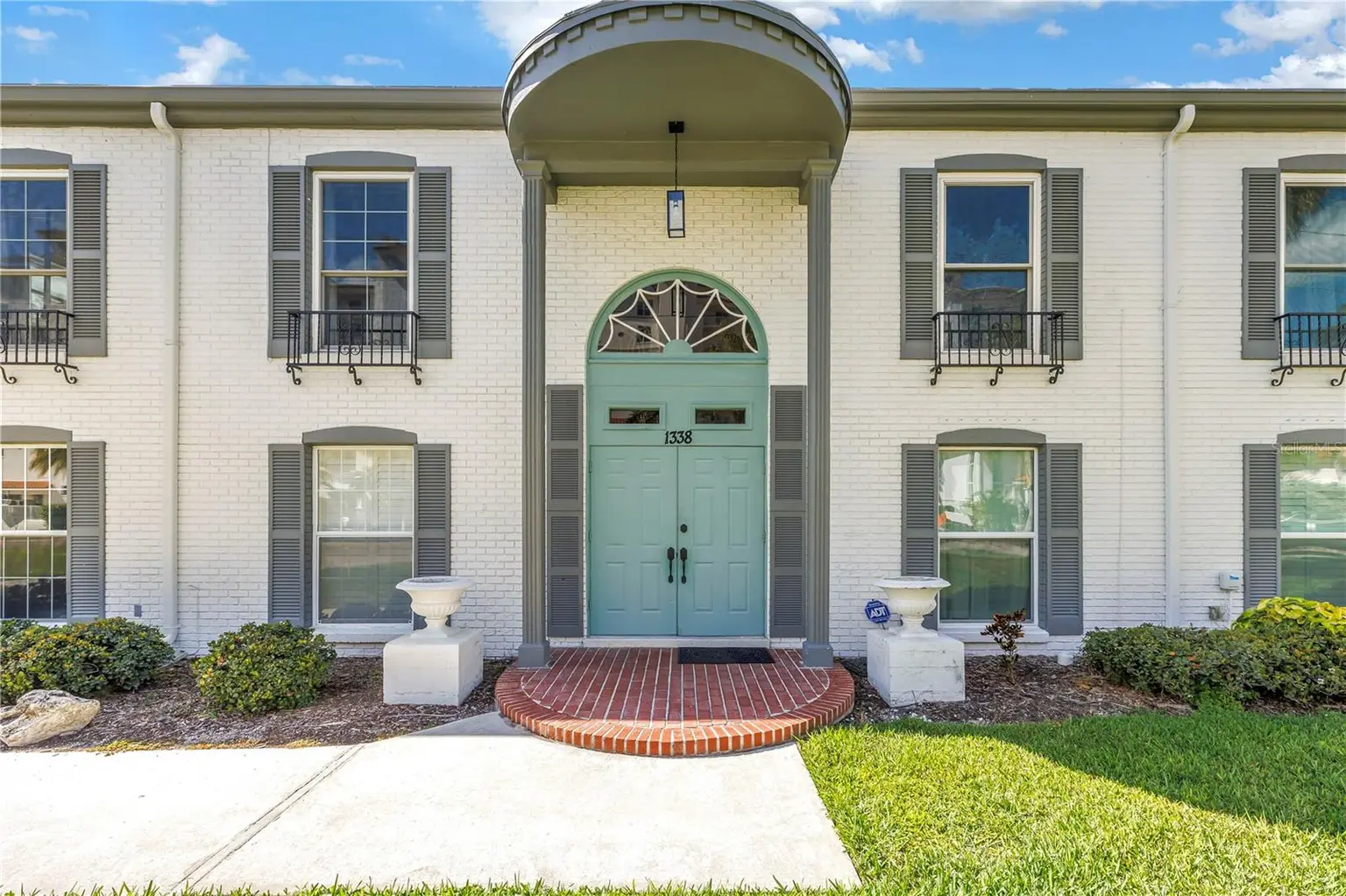 1338 SNELL ISLE BOULEVARD NE #1, ST PETERSBURG, FL, photo 1 of 50