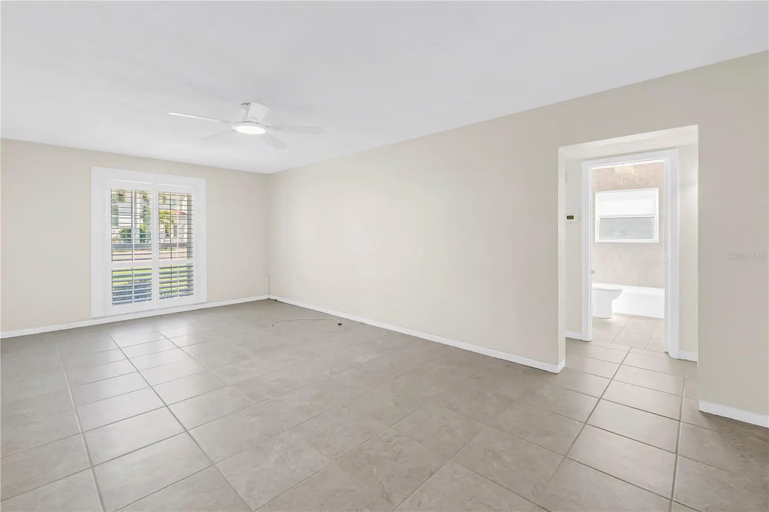 1338 SNELL ISLE BOULEVARD NE #1, ST PETERSBURG, FL, photo 10 of 50