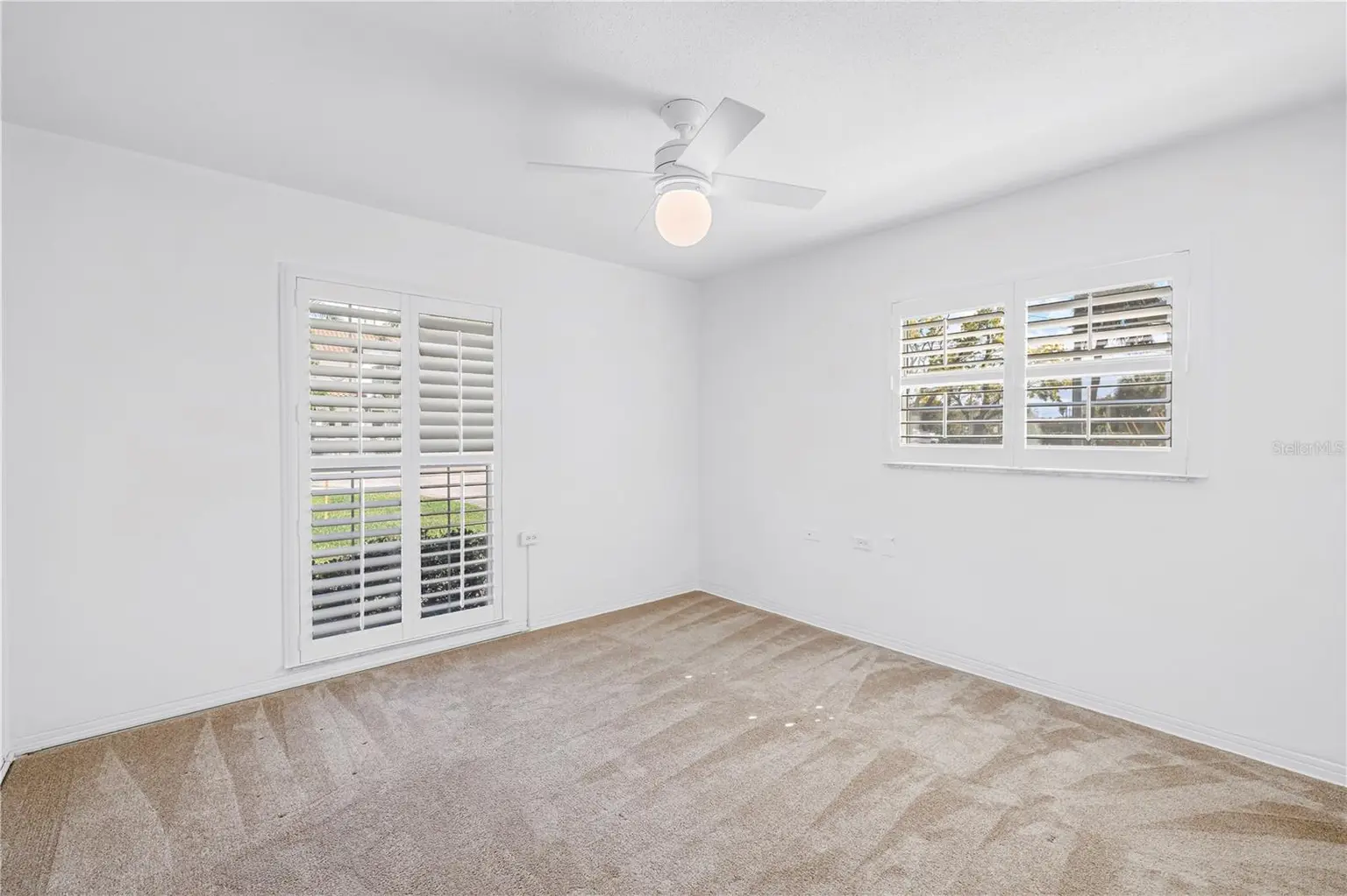 1338 SNELL ISLE BOULEVARD NE #1, ST PETERSBURG, FL, photo 23 of 50