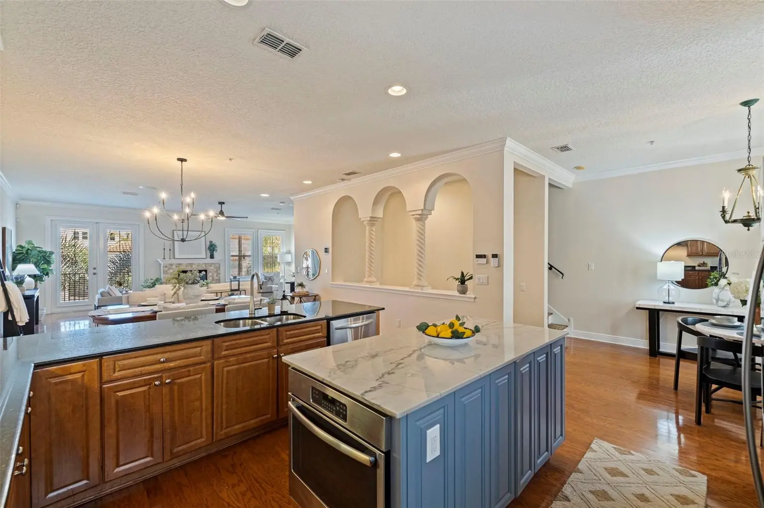 114 E DAVIS BOULEVARD #4, TAMPA, FL, photo 7 of 50
