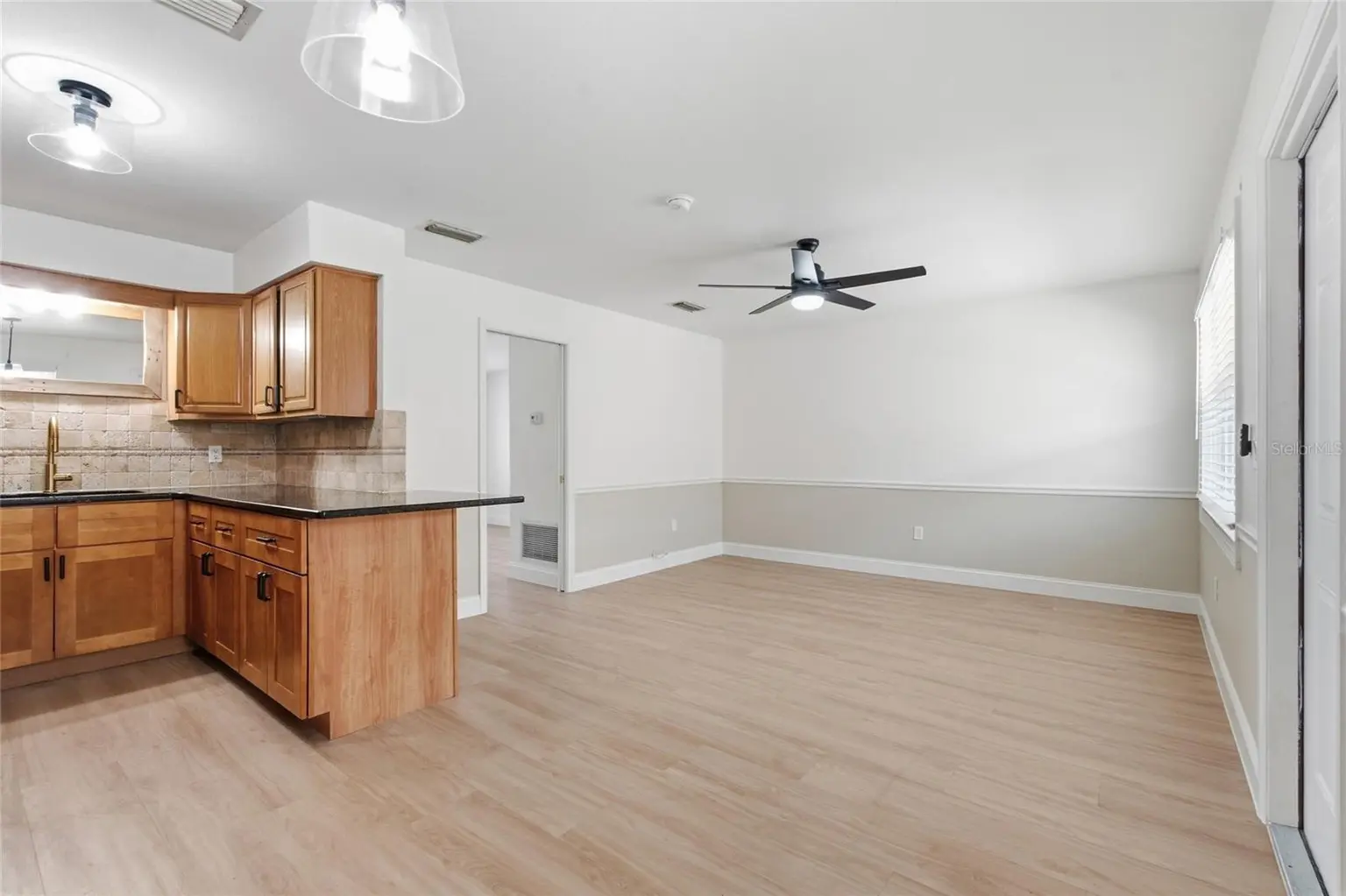 927 GULF BOULEVARD #50, INDIAN ROCKS BEACH, FL, photo 6 of 38