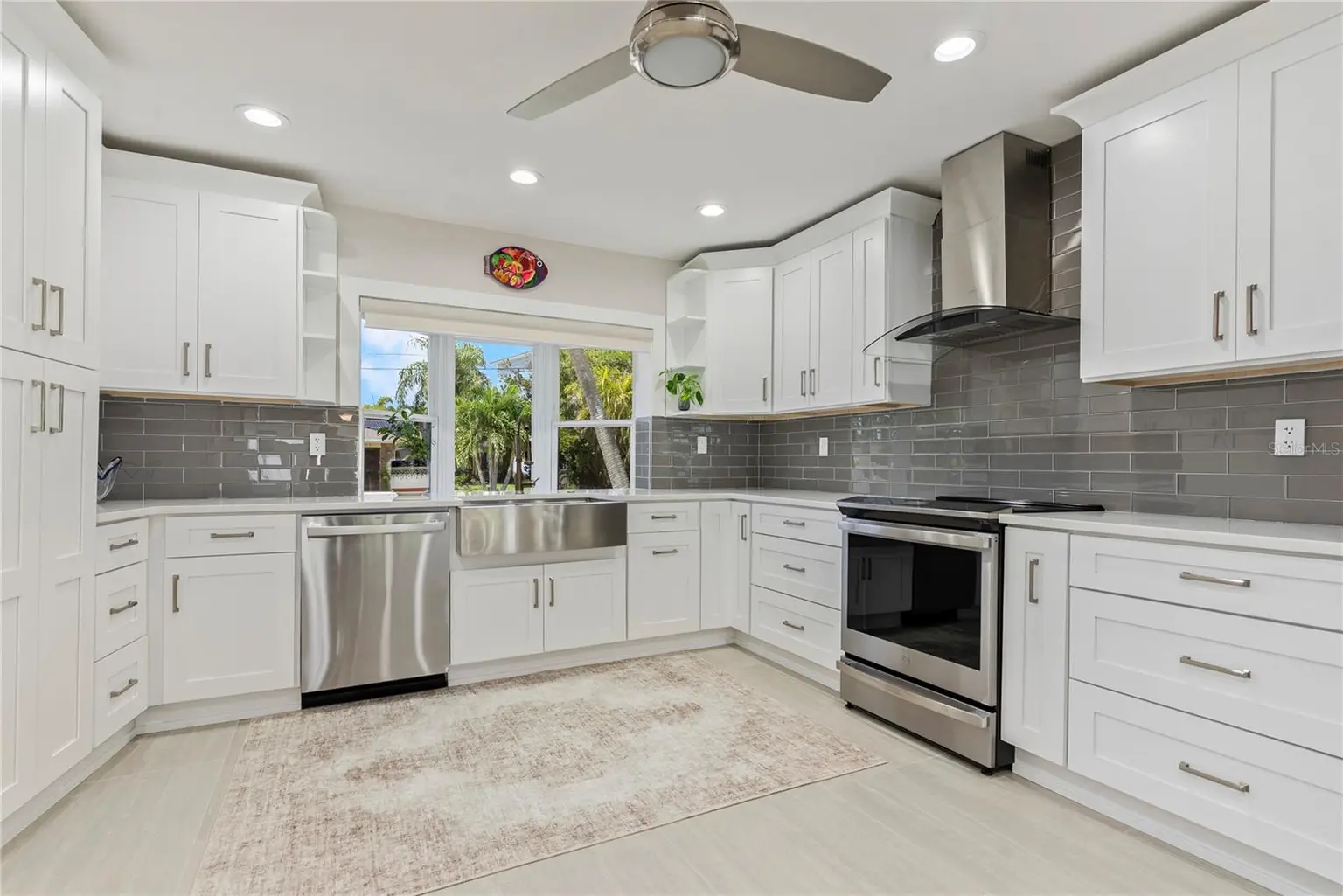 404 HARBOR DRIVE S, INDIAN ROCKS BEACH, FL, photo 33 of 70