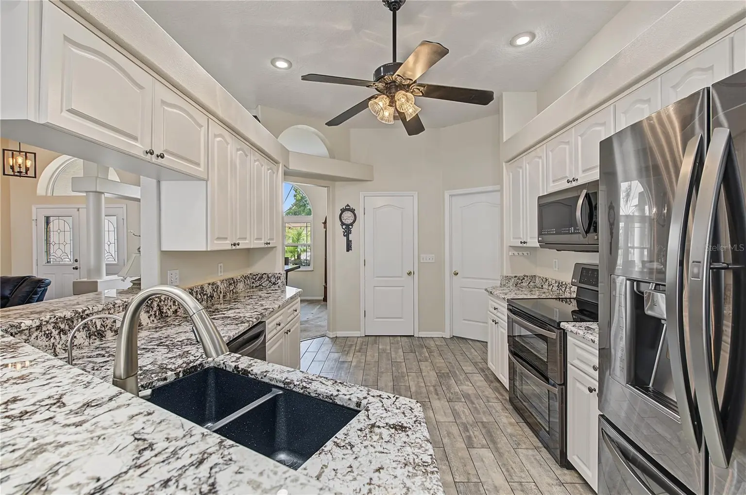 24415 ROLLING VIEW COURT, LUTZ, FL, photo 6 of 50