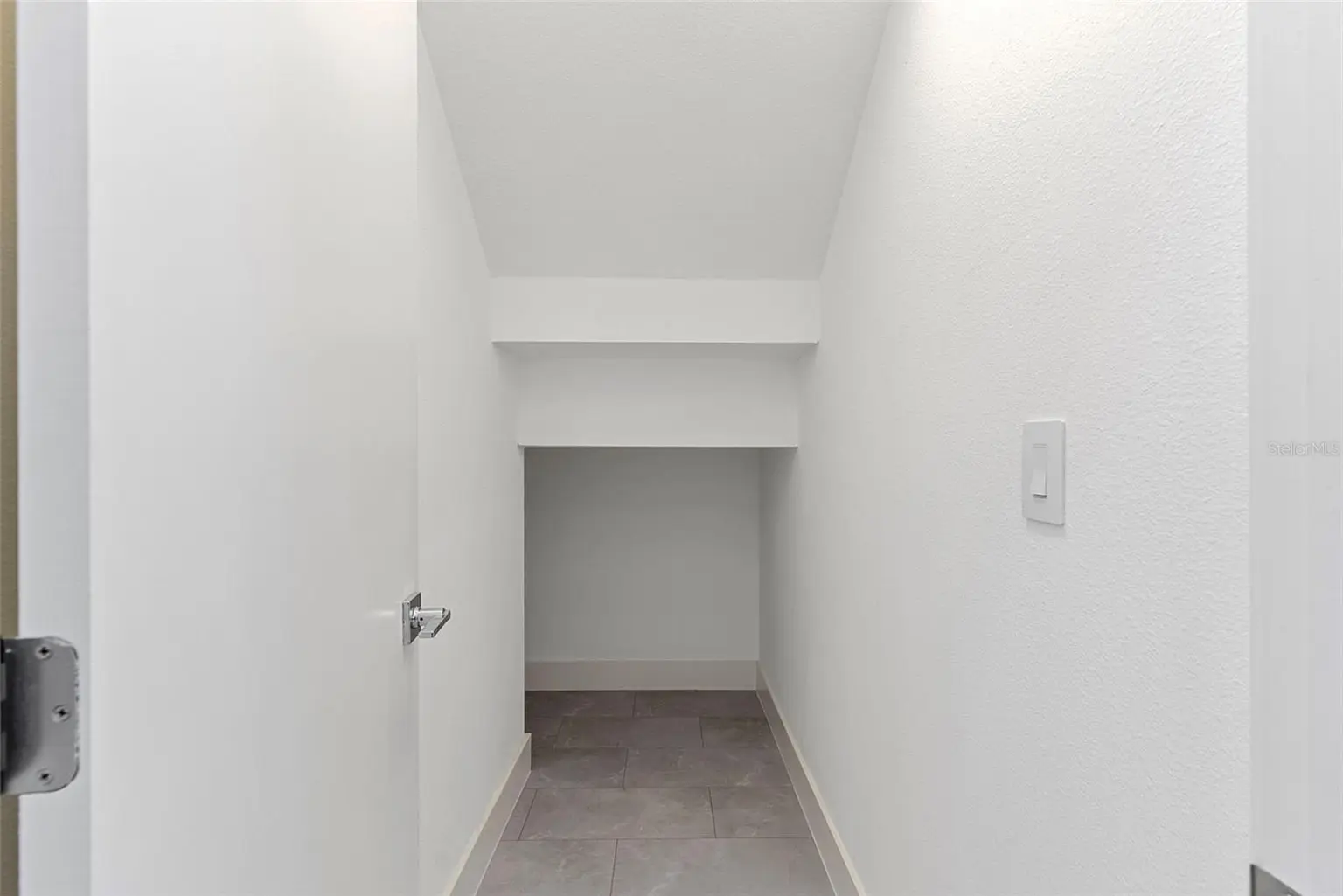 8405 MODANO PLACE, TAMPA, FL, photo 6 of 44