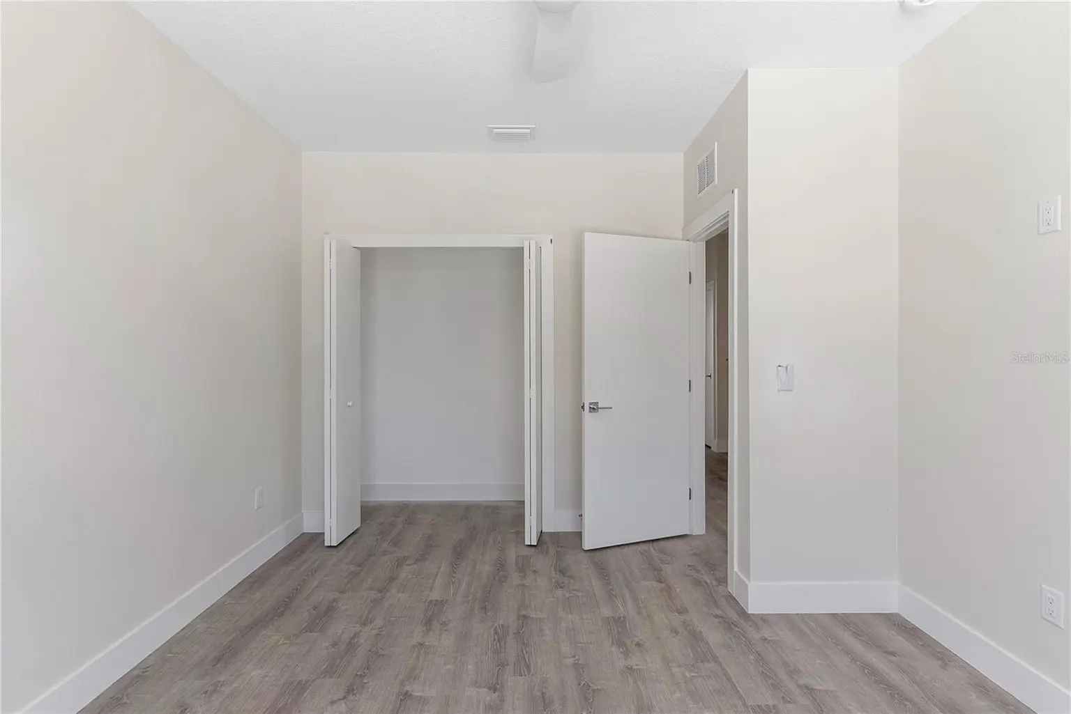 8405 MODANO PLACE, TAMPA, FL, photo 23 of 44