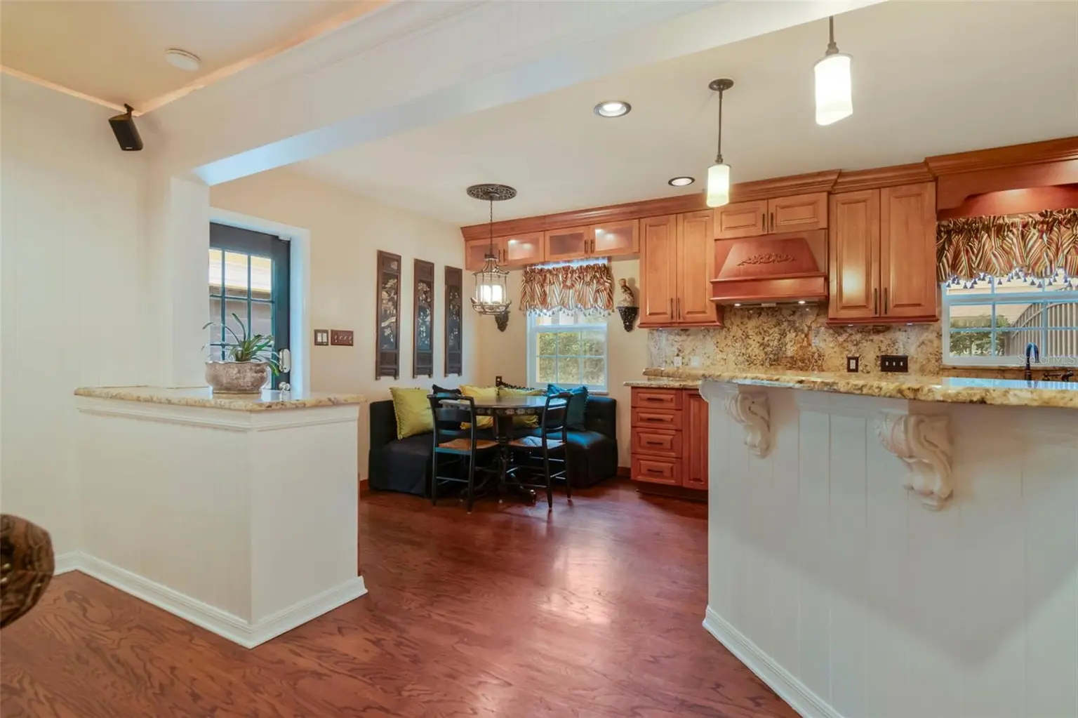 1231 S ROXMERE ROAD, TAMPA, FL, photo 14 of 51