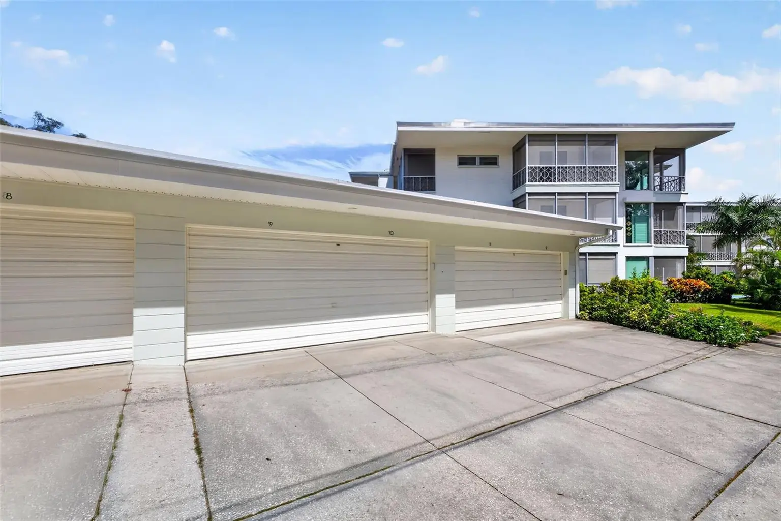 1000 N SHORE DRIVE NE #2, ST PETERSBURG, FL, photo 26 of 34
