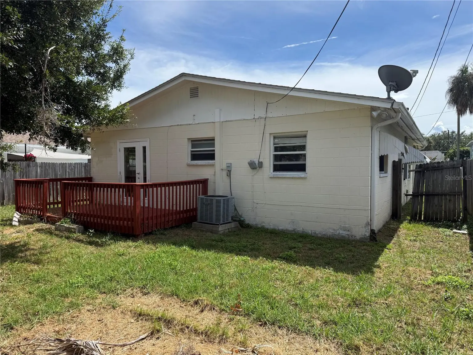 1841 SHORE ACRES BOULEVARD NE, ST PETERSBURG, FL, photo 10 of 11