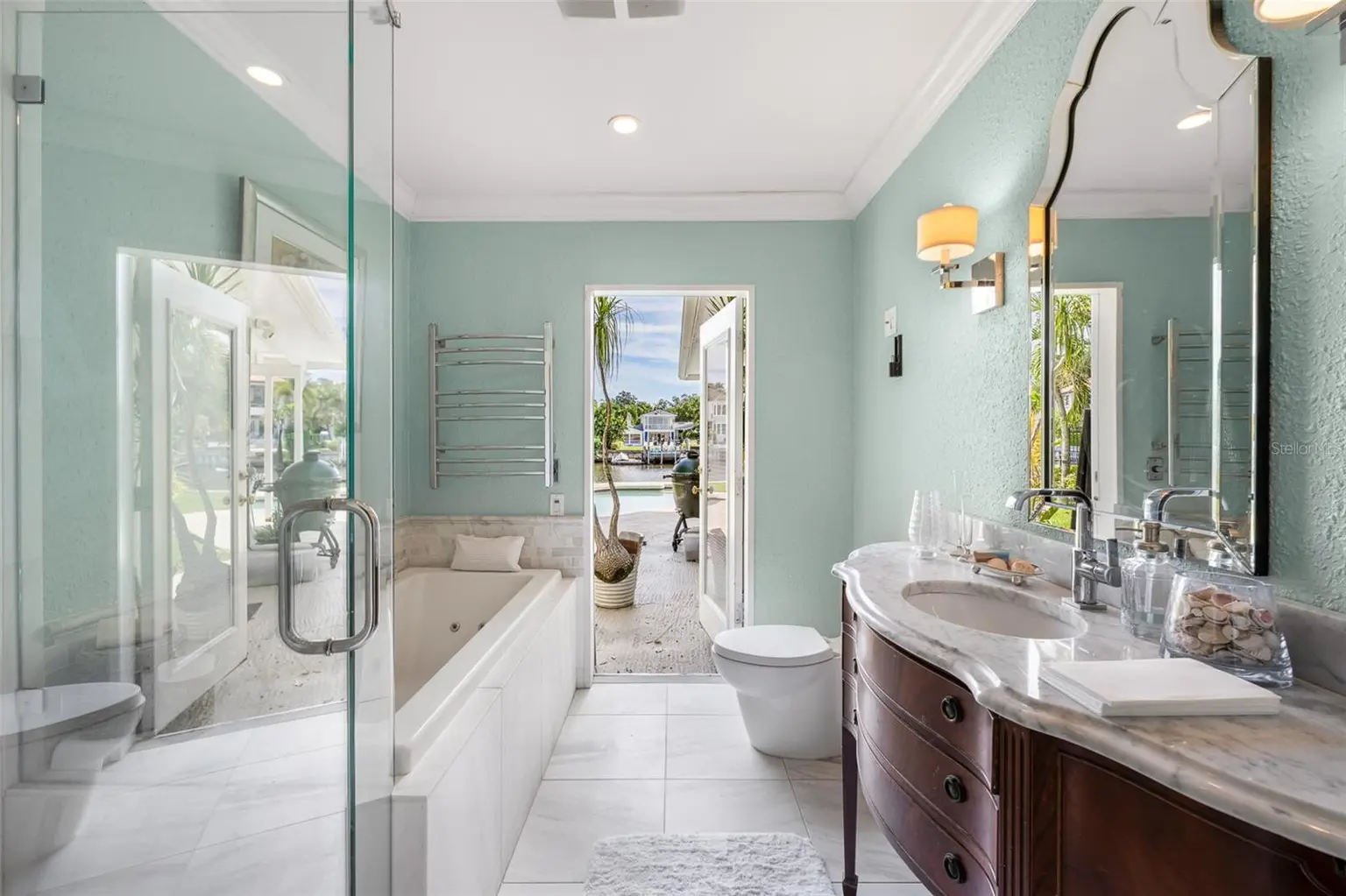 628 RIVIERA DRIVE, TAMPA, FL, photo 17 of 64