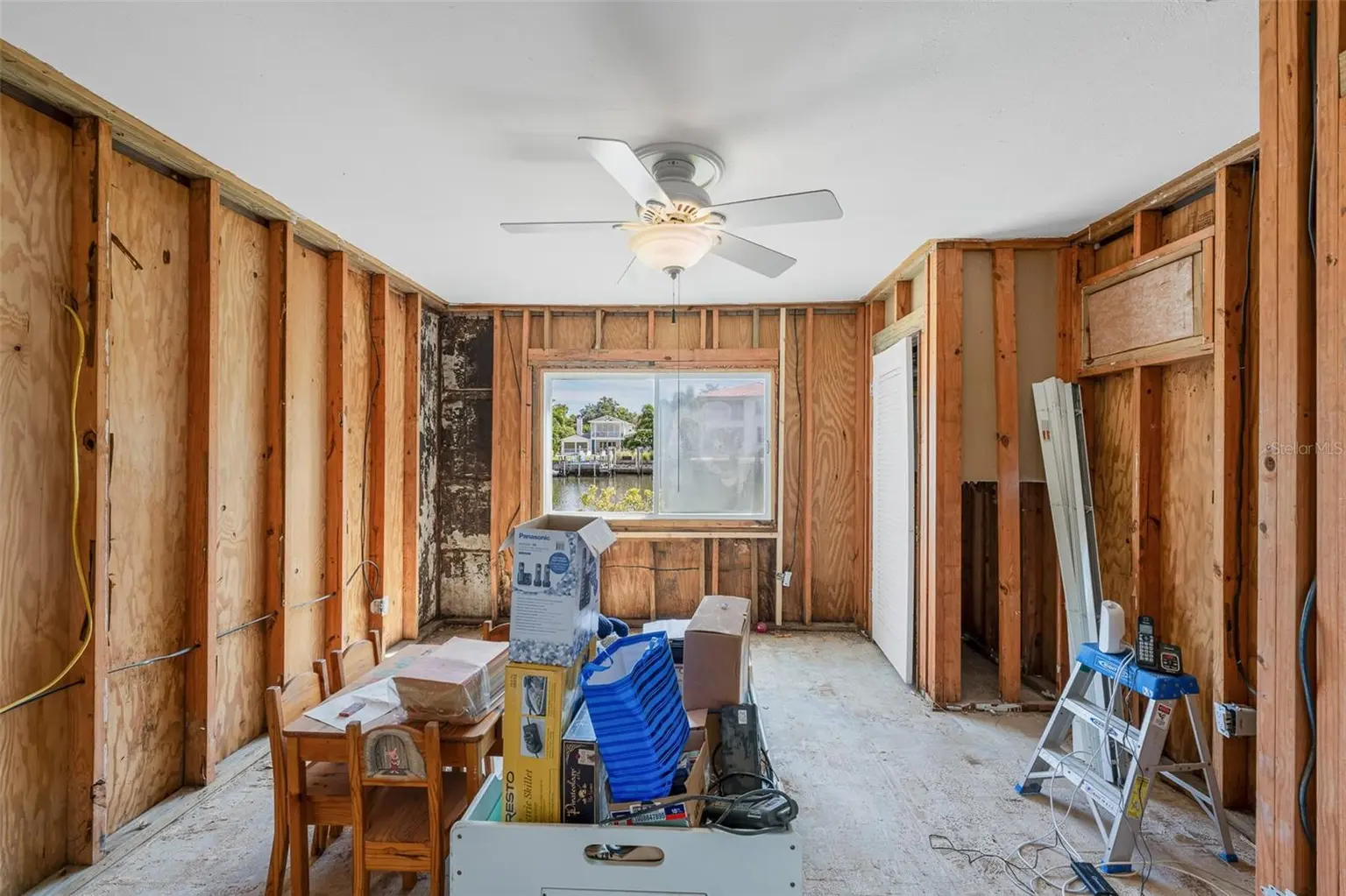 628 RIVIERA DRIVE, TAMPA, FL, photo 20 of 64