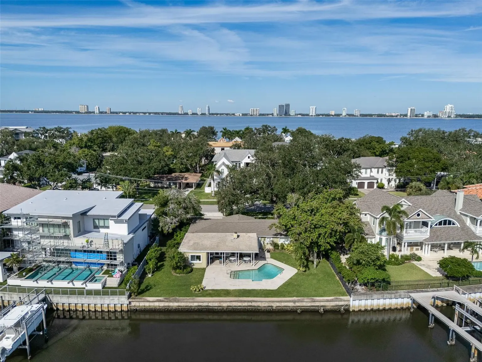 628 RIVIERA DRIVE, TAMPA, FL, photo 32 of 64