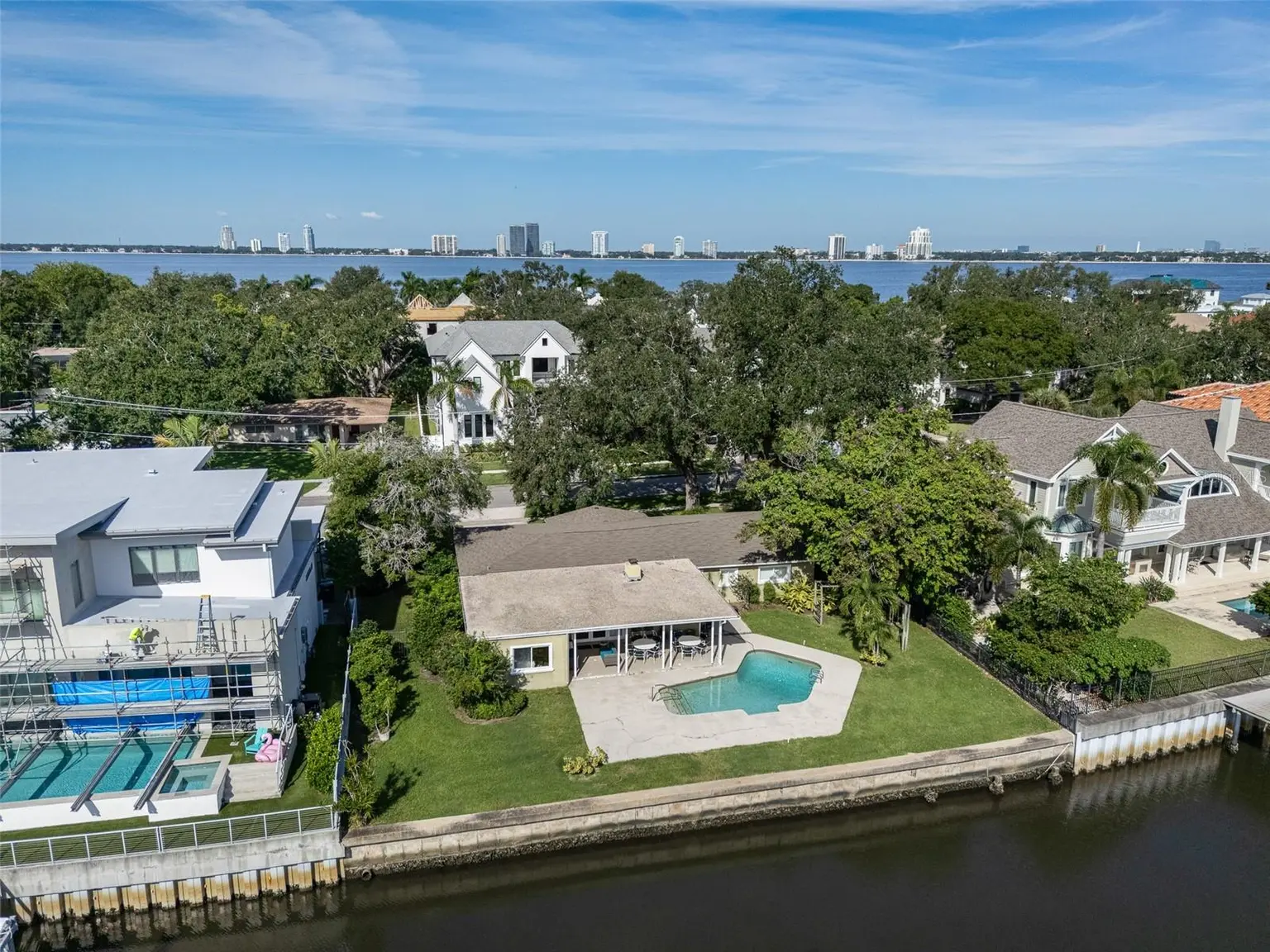 628 RIVIERA DRIVE, TAMPA, FL, photo 35 of 64