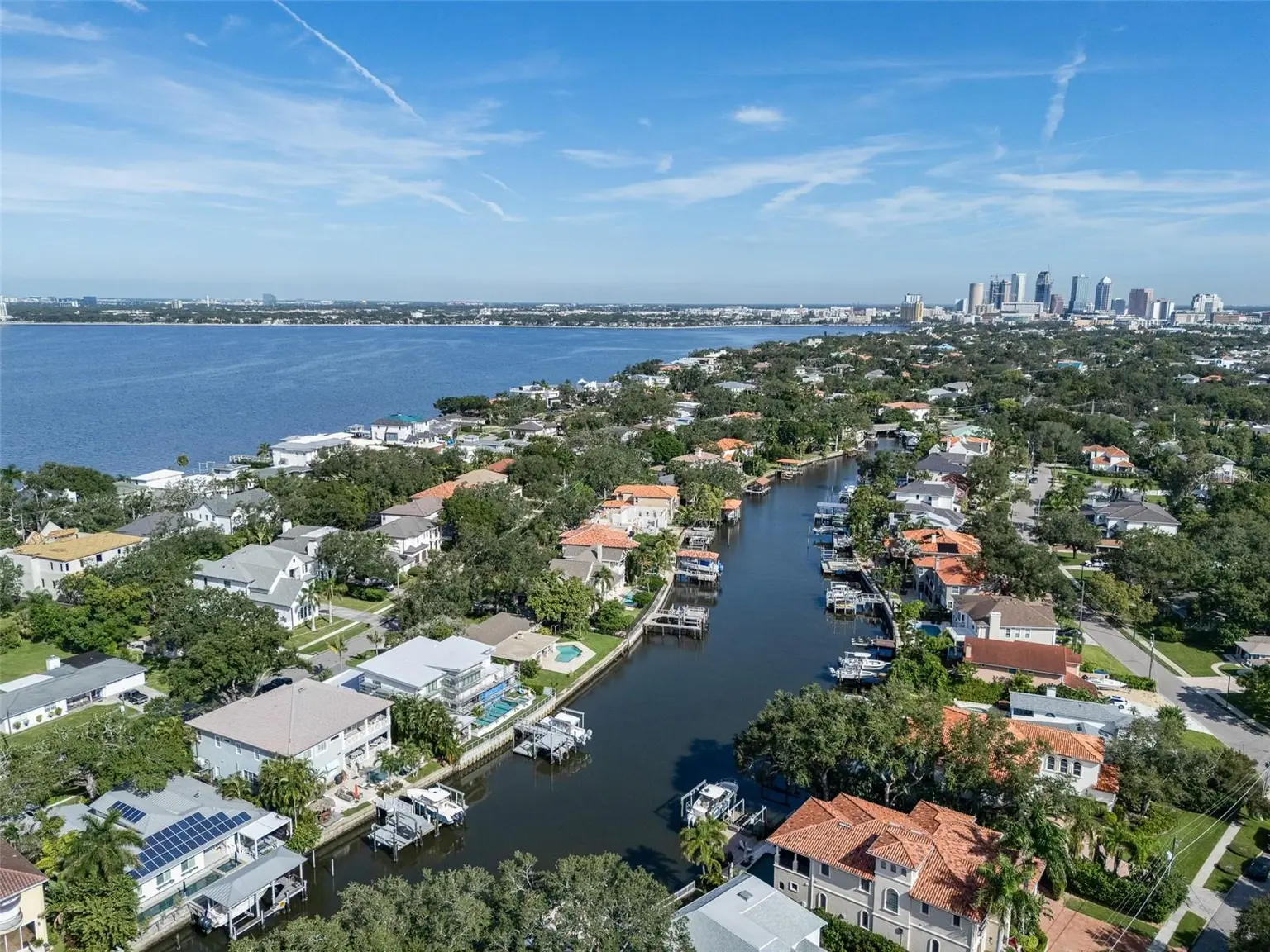 628 RIVIERA DRIVE, TAMPA, FL, photo 40 of 64