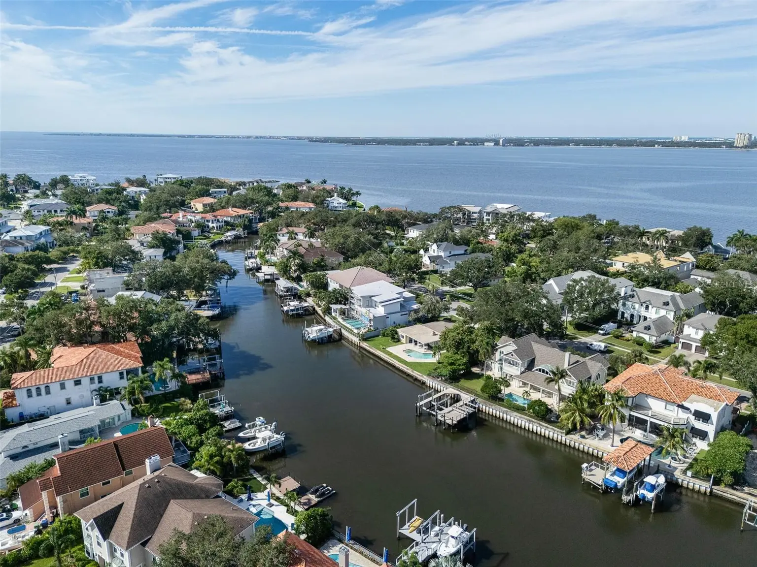 628 RIVIERA DRIVE, TAMPA, FL, photo 44 of 64