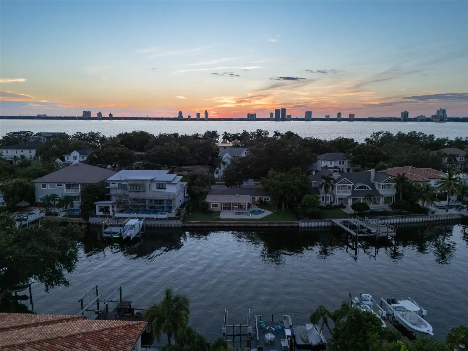 628 RIVIERA DRIVE, TAMPA, FL, photo 56 of 64