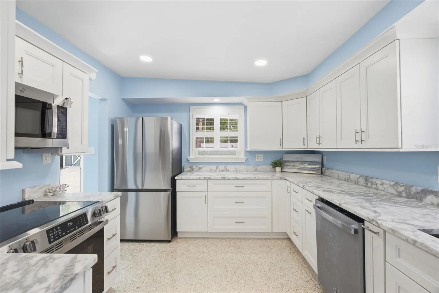 1206 BAY SHORE BOULEVARD, INDIAN ROCKS BEACH, FL, photo 6 of 30