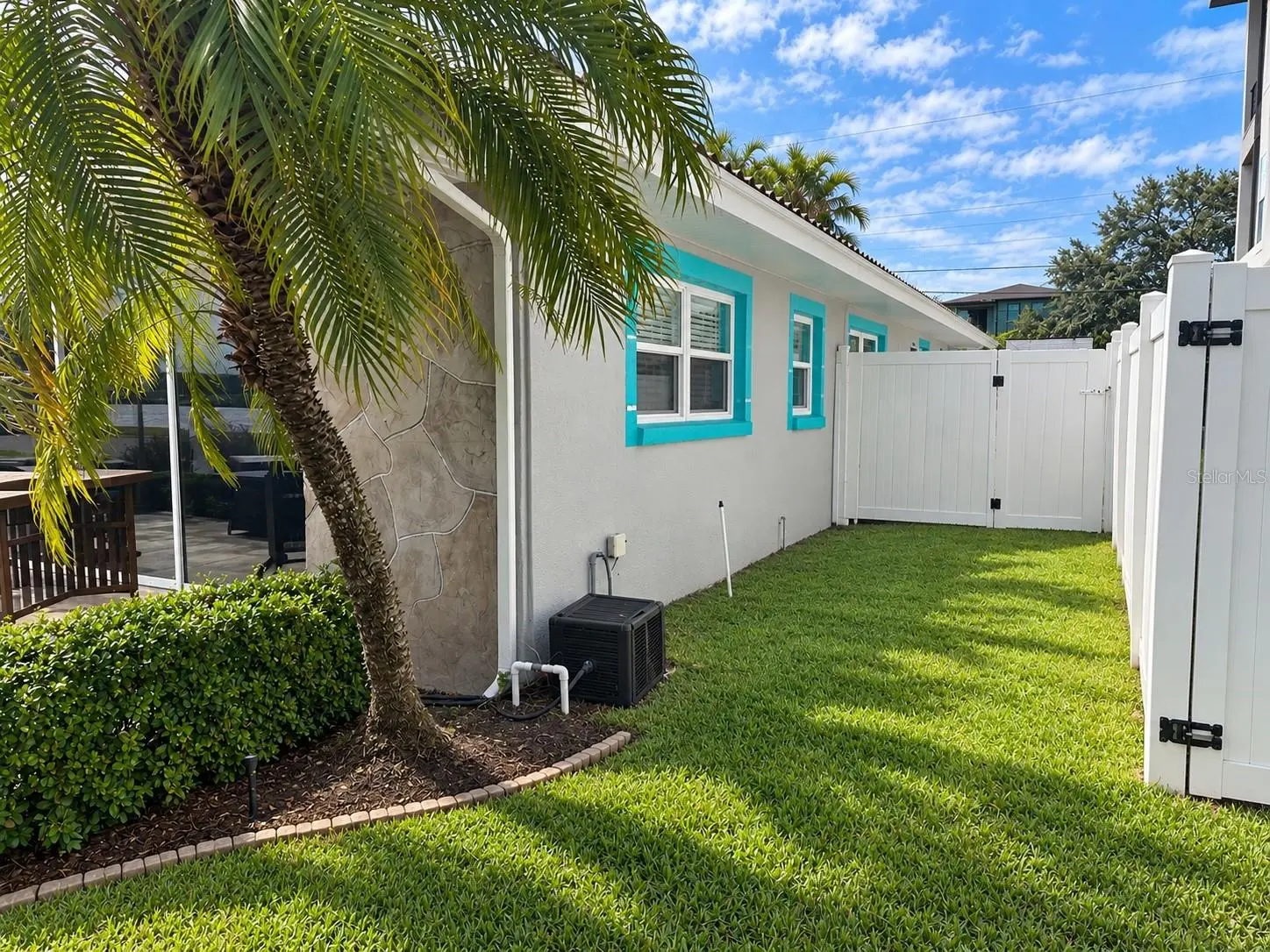 524 CHANNEL DRIVE, TAMPA, FL, photo 6 of 19
