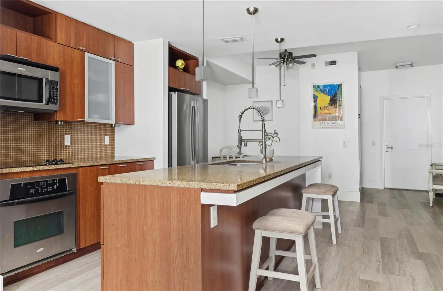 912 CHANNELSIDE DRIVE #2414, TAMPA, FL, photo 7 of 39