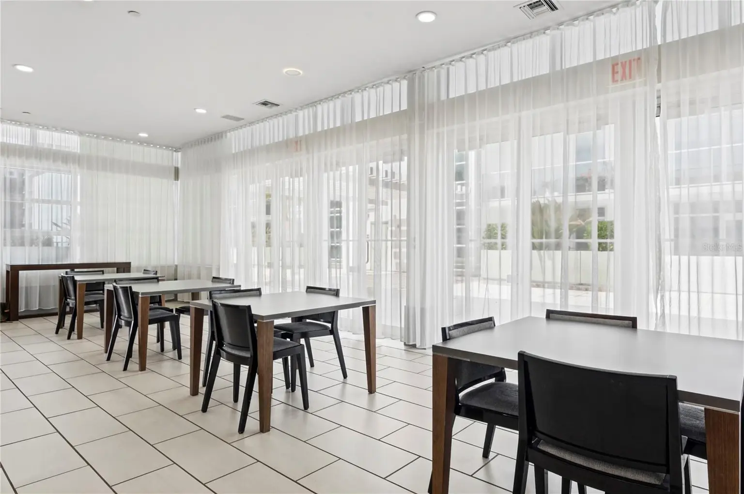 912 CHANNELSIDE DRIVE #2414, TAMPA, FL, photo 35 of 39