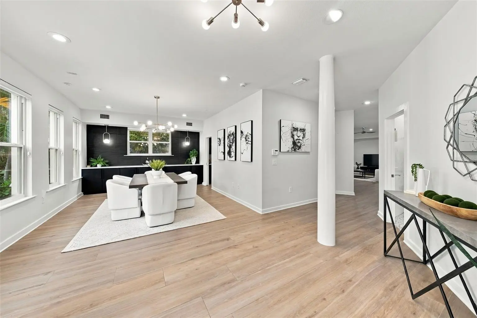 2703 W PRICE AVENUE, TAMPA, FL, photo 5 of 75
