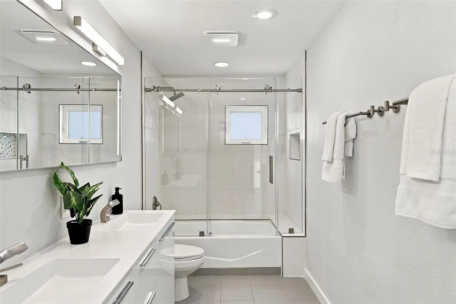 2703 W PRICE AVENUE, TAMPA, FL, photo 53 of 75