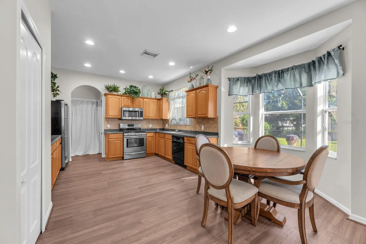 16306 DORMAN ROAD, LITHIA, FL, photo 4 of 54