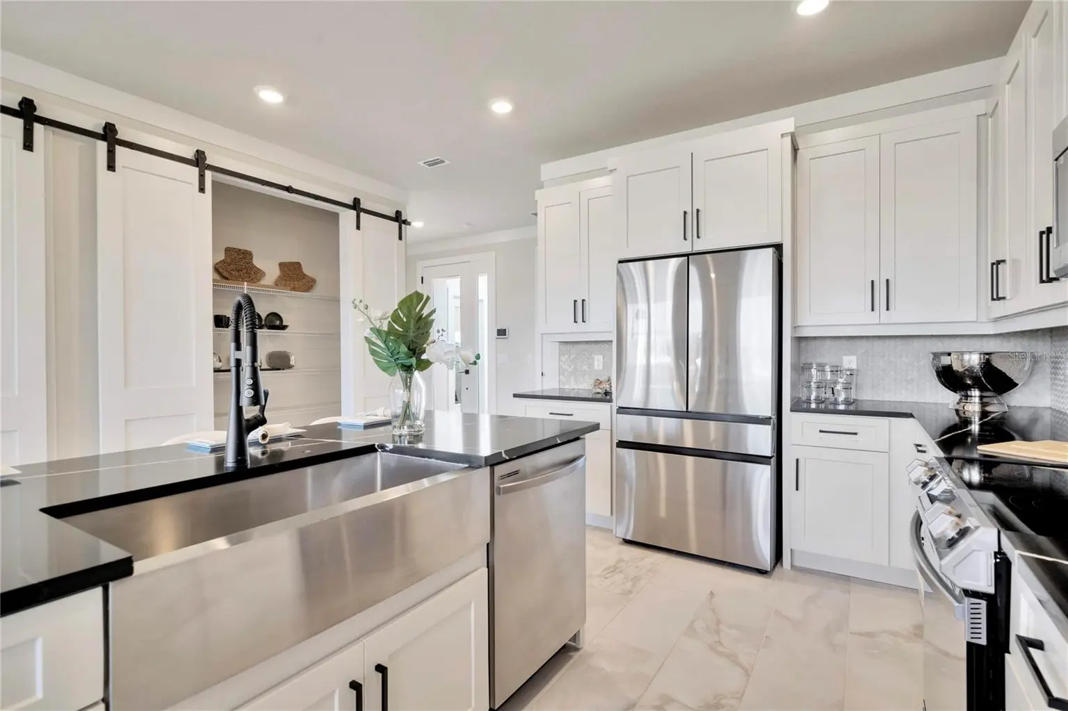 32070 ANCHOR POINT DRIVE, WESLEY CHAPEL, FL, photo 8 of 23