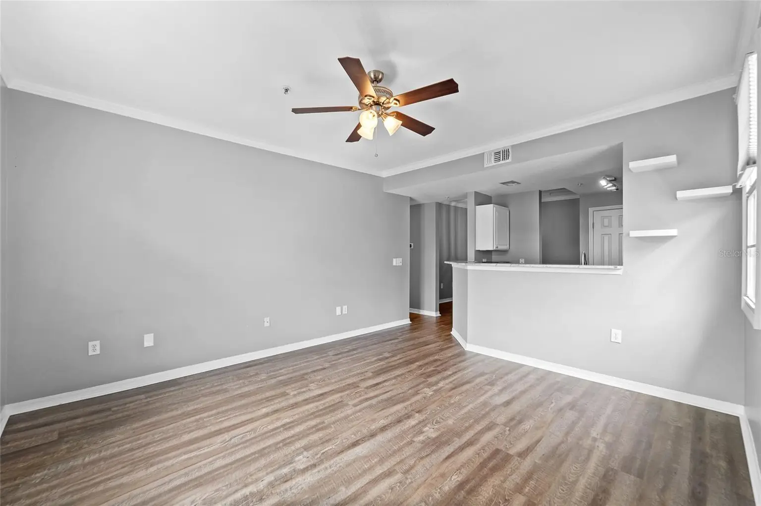 501 KNIGHTS RUN AVENUE #2324, TAMPA, FL, photo 12 of 32