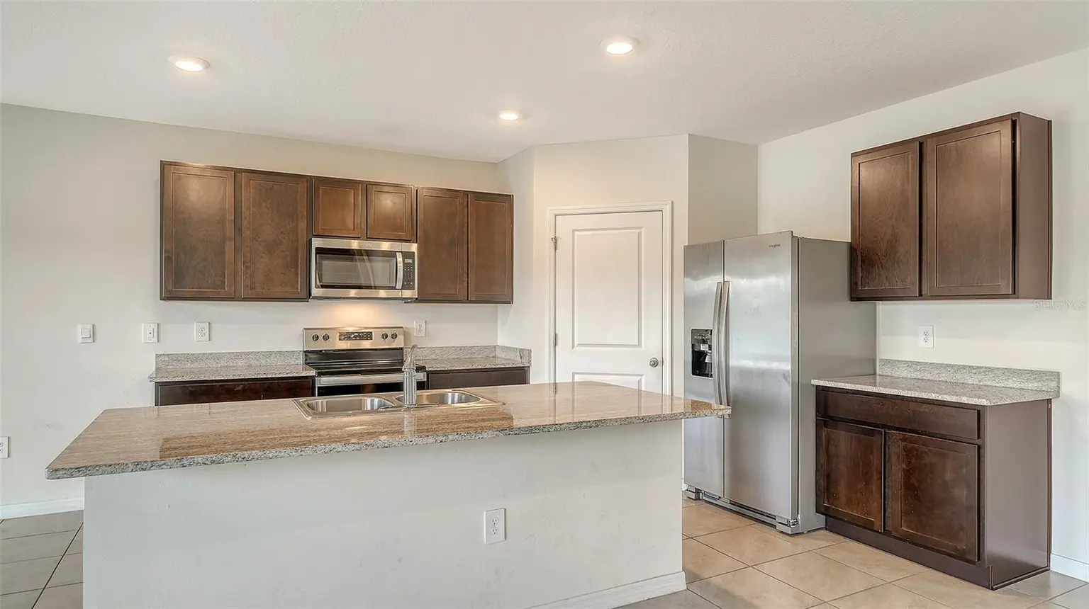 17329 RESERVA DRIVE, BRADENTON, FL, photo 13 of 59