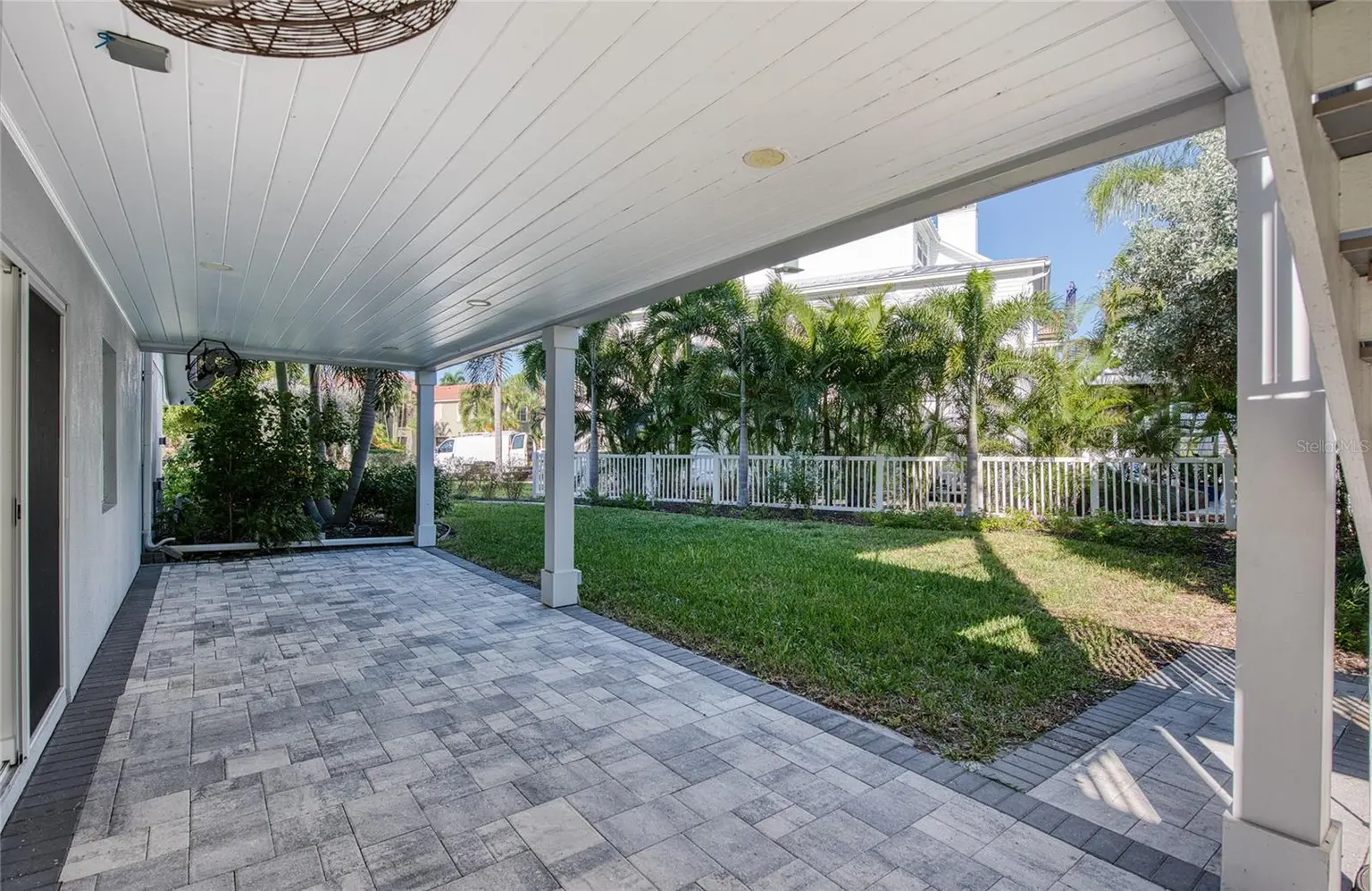 2813 KIPPS COLONY DRIVE S, GULFPORT, FL, photo 6 of 80
