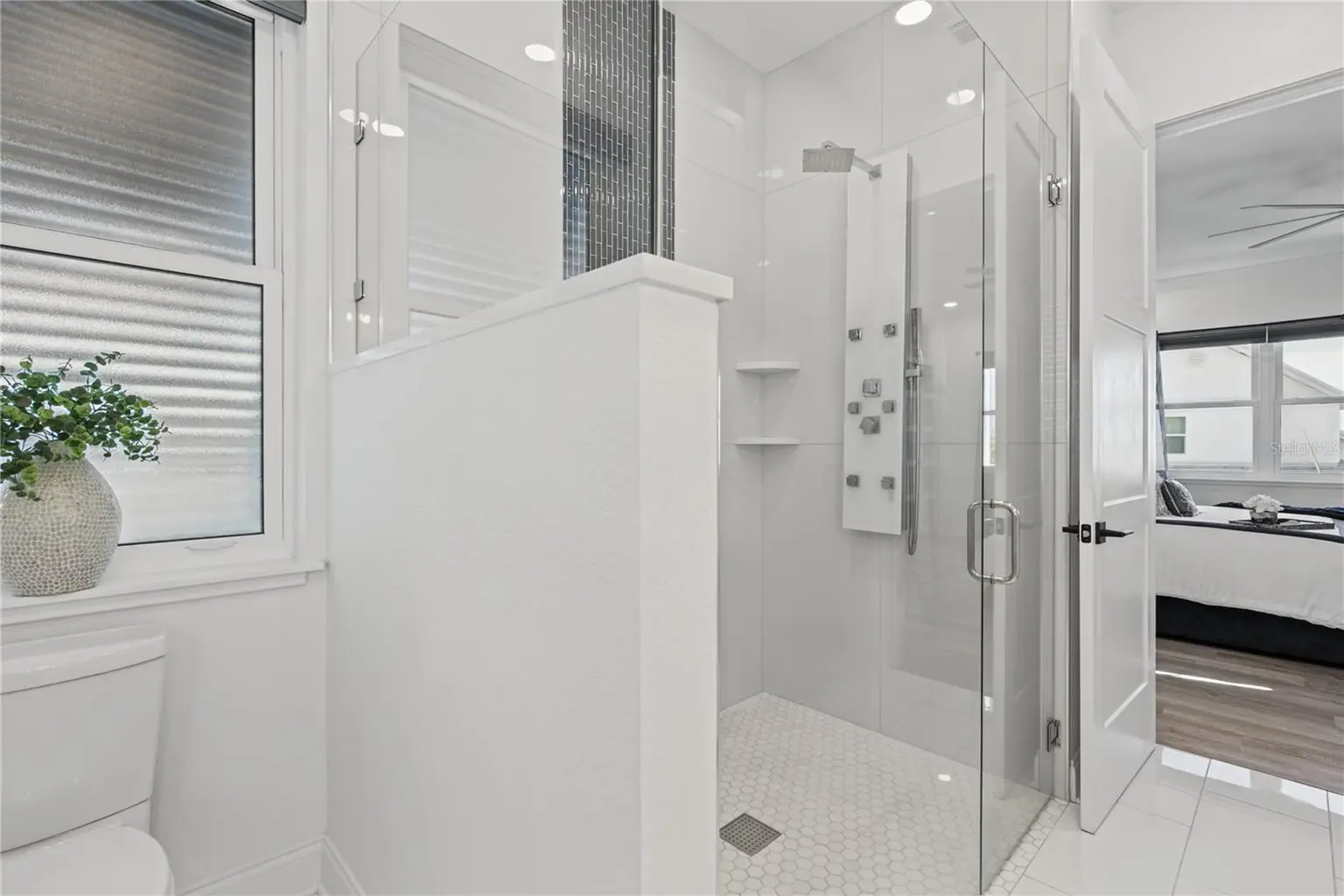 2813 KIPPS COLONY DRIVE S, GULFPORT, FL, photo 43 of 80
